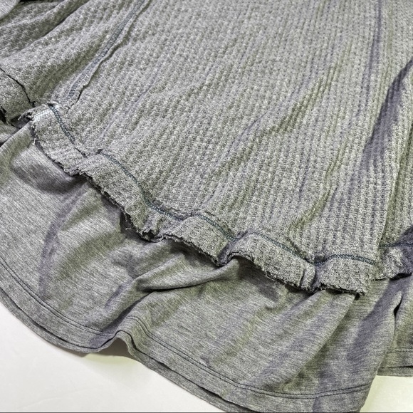 We The Free Gray Oversized Waffle Long Sleeve Size Small - Picture 8 of 13
